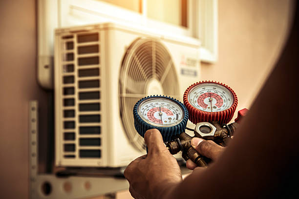Professional Ac Installation technician working in Trexlertown, PA